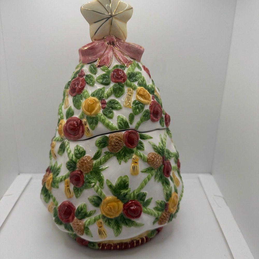 Royal Albert Old Country Roses Seasons of Colour SOC Tree Treat Jar 2002 Ceramic